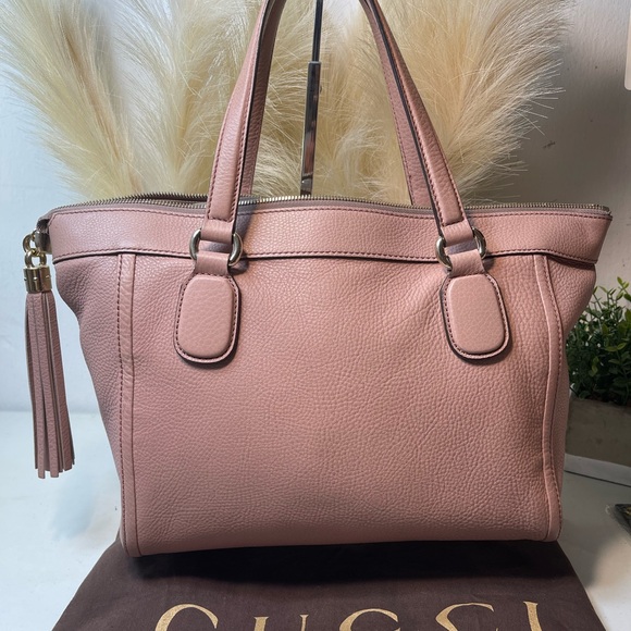Gucci Pink Pebbled Leather Soho Tote Bag - Picture 3 of 16